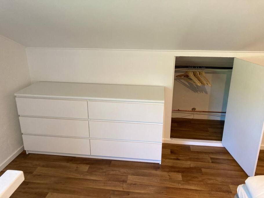 Ferienwohnung Fin Laegenhet Mitt Pa Bjaerehalvoen Båstad Exterior foto