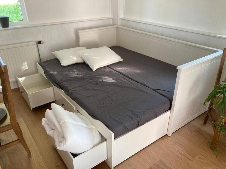 Ferienwohnung Fin Laegenhet Mitt Pa Bjaerehalvoen Båstad Exterior foto